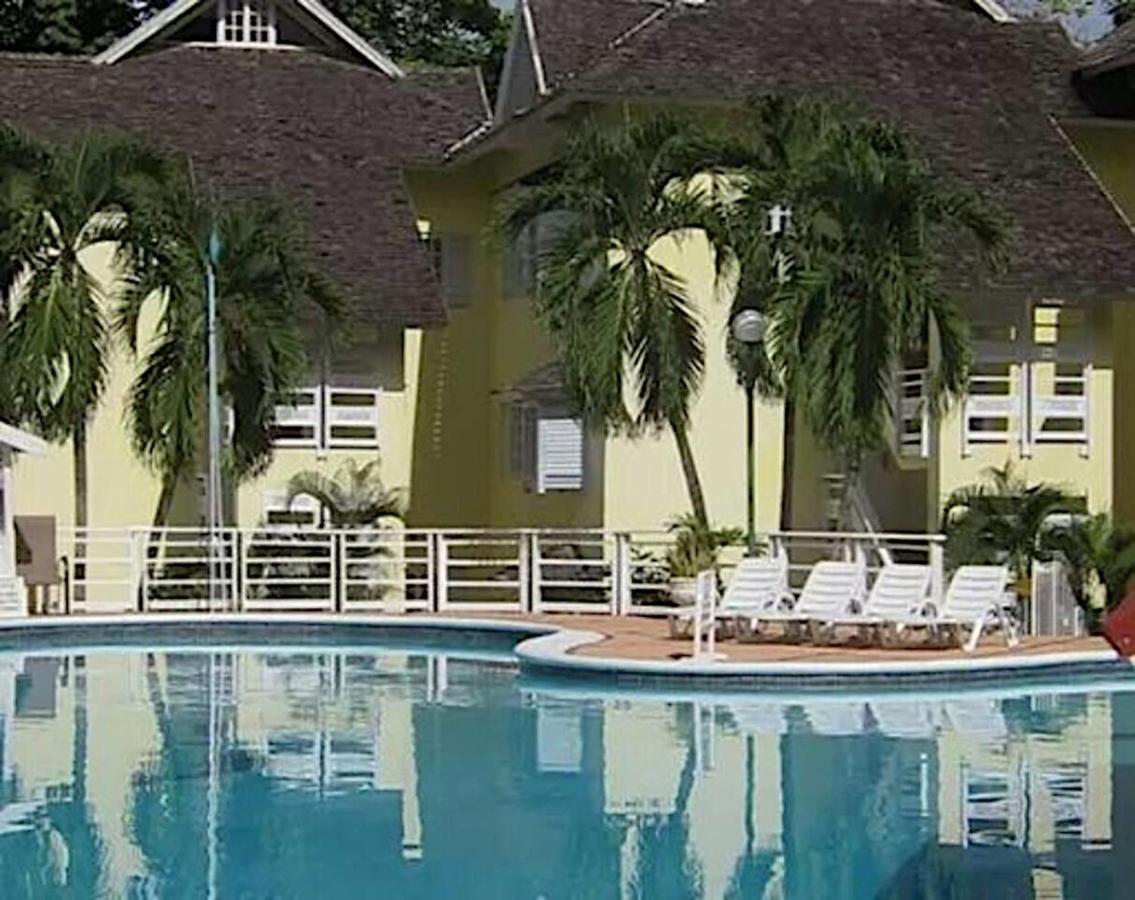 E 20 Mystic Ridge Ocho Rios Lejlighed Eksteriør billede
